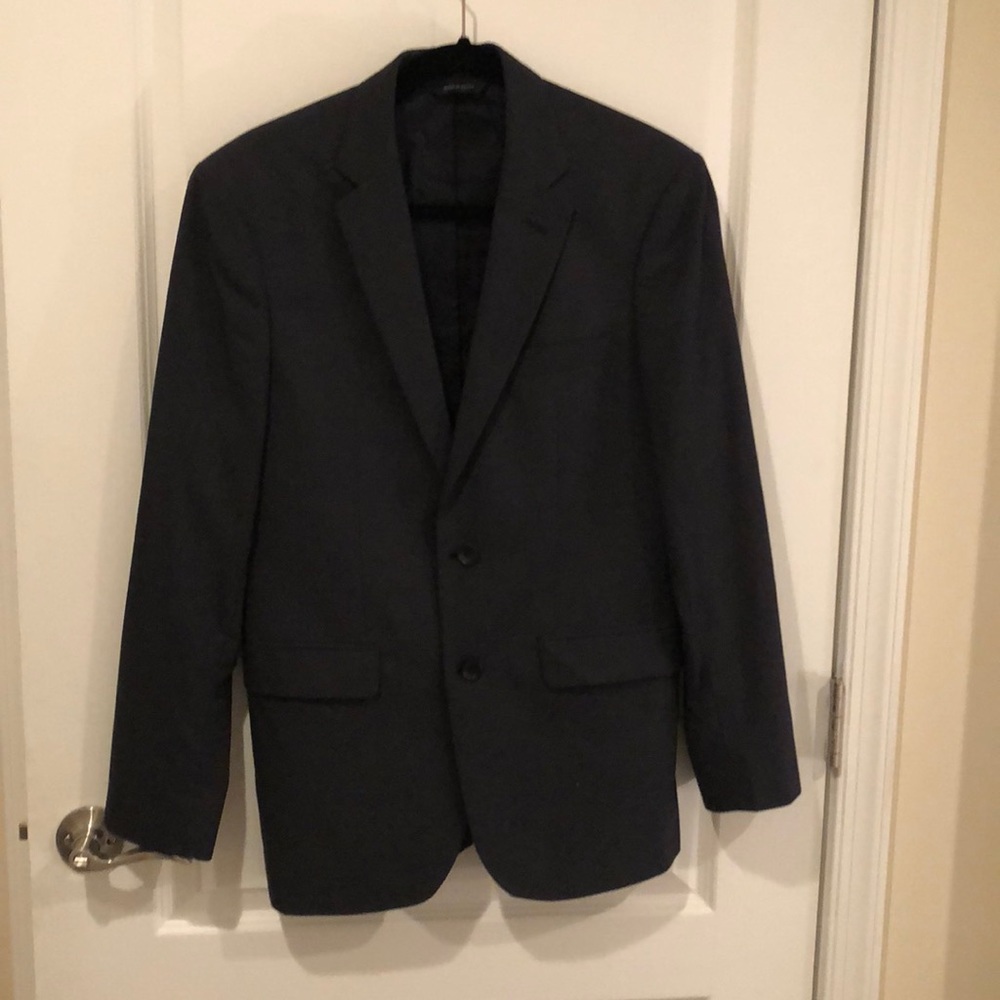 Men’s Banana Republic Navy Blue Suit